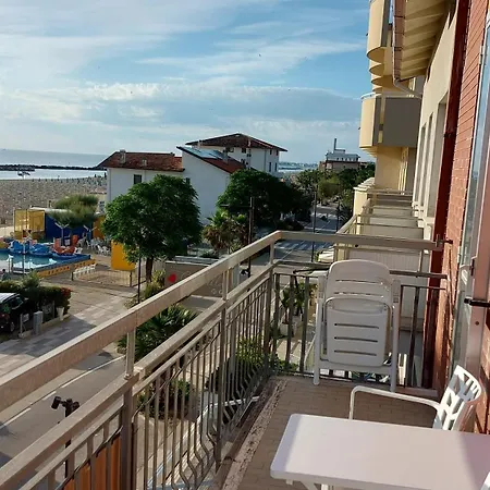 Casa Marea 60 Римини